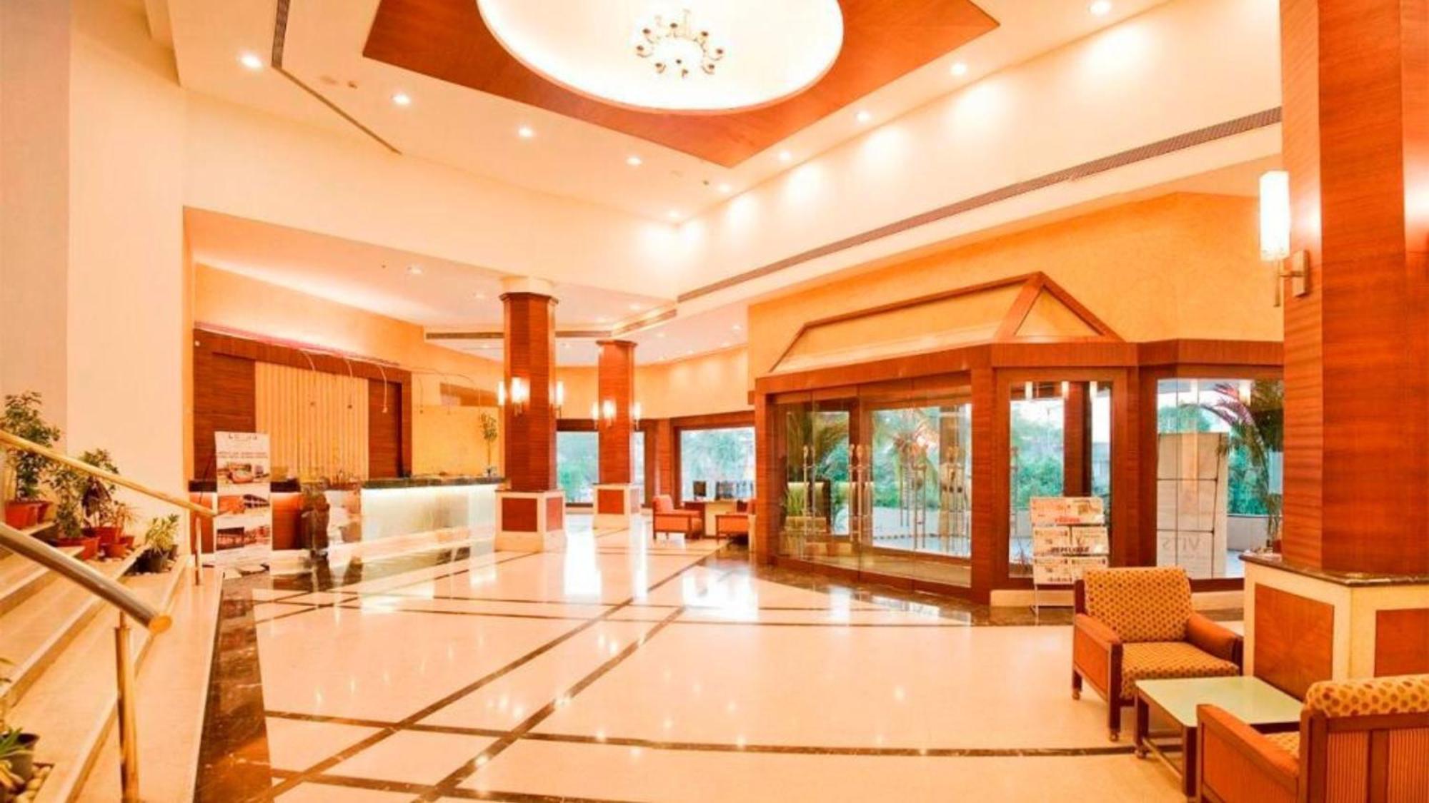 Отель Vits Aurangabad Экстерьер фото